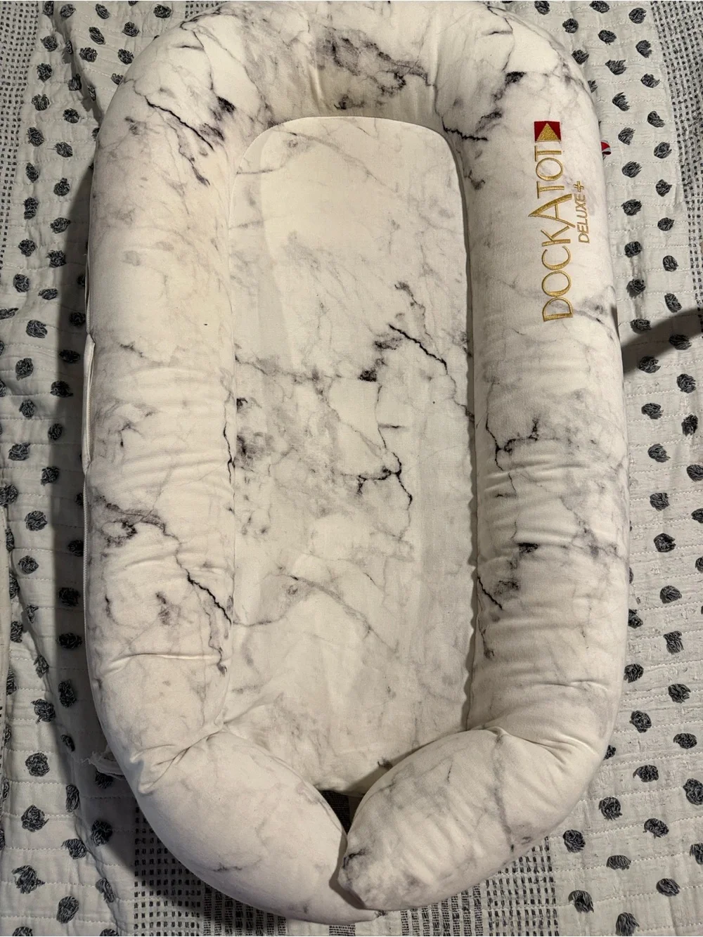 DockATot Deluxe+ Infant Lounger in White Marble